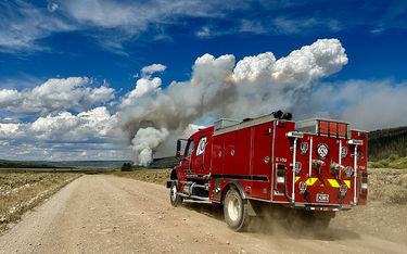 Responding to the fire. Photo by Rob Tolley.