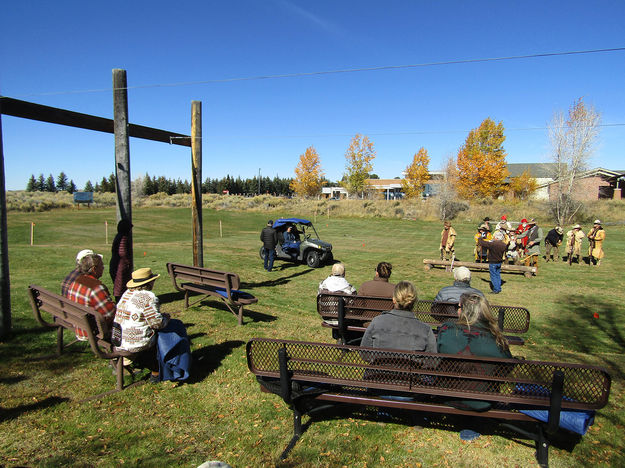 Fort off to the left. Photo by Dawn Ballou, Pinedale Online.