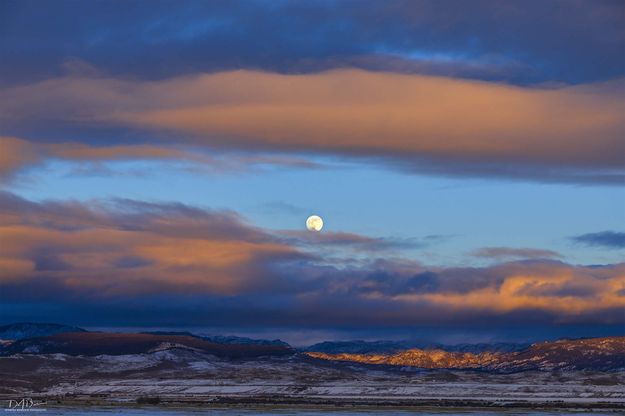 Across The Valley. Photo by Dave Bell.